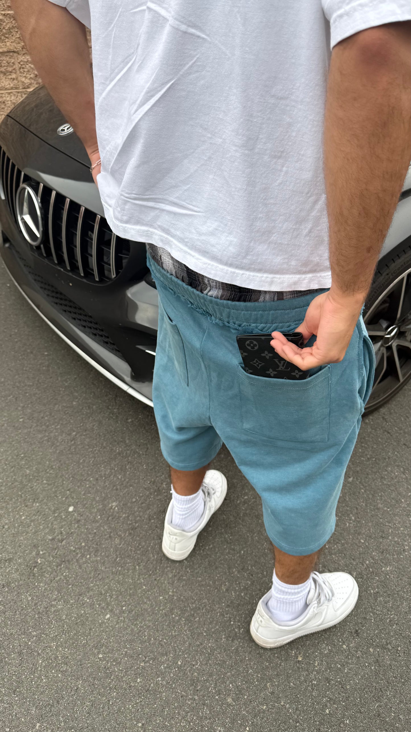 DISTRESSED BOXER SHORTS (BLUE)